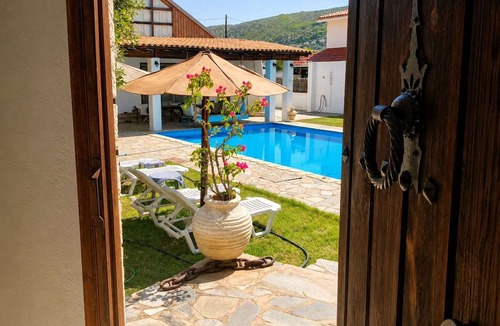 Platees House | Beach Livadostra Stone Tower-peaceful Pool Retreat