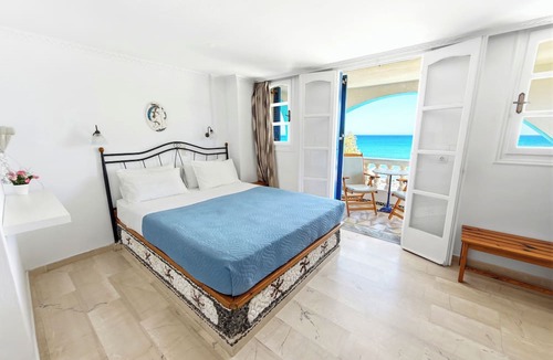 Agios Georgios Hotel | Stavros Beachfront Domes by Booking Kottas