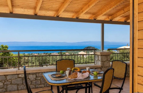 Lefktron Apartment | Emilia s Guest House With Sea View Balcony Stoupa