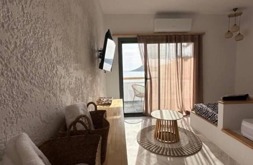 Mirties Hotel | SPONGIA HOTEL SUITES & SPA