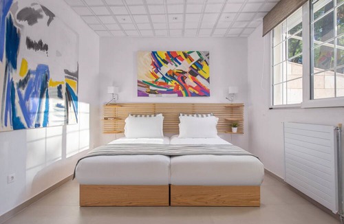 Sane Villa | The White Villa At Sani