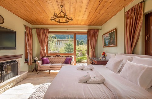 Kato Pedina Hotel | ViP Chalet 4 seasons