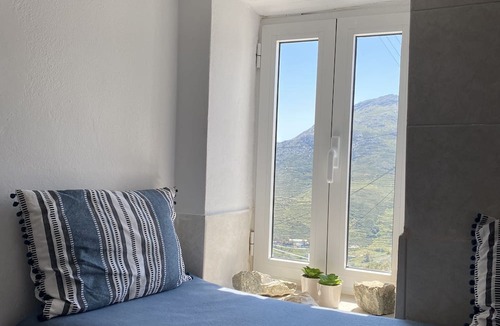 Serifos Cottage | Sea Esta Serifos Stylish Family Home, Sea View
