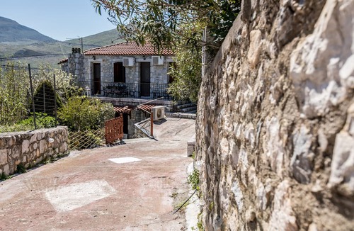 East Mani House | Stone House in Mountain-Top Mani Village Drosopigi