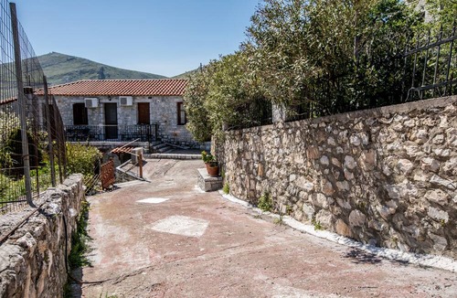 East Mani House | Stone House in Mountain-Top Mani Village Drosopigi