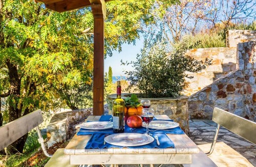 Skopelos Town Villa | Villa Levanda - Three Bedroom Villa, Sleeps 5