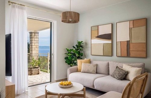 Rantatika Villa | Villas Muscallas by Konnect, 200m from the Beach.