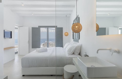 Tourlos Villa | Sealine Villas