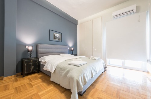 Neos Kosmos Apartment | Spacious 4BR Penthouse Updated Bathroom