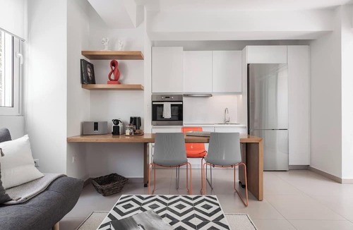 Vouliagmeni Apartment | Bliss Living