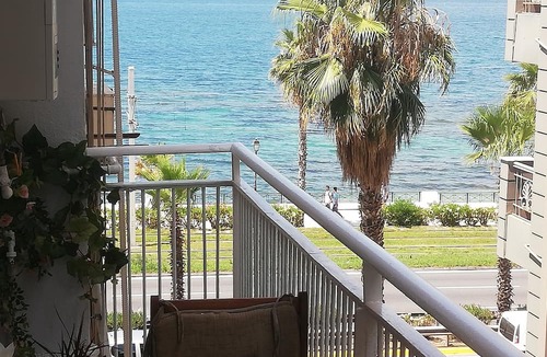 Palaio Faliro Apartment | Athens Riviera apt with seaview, 15 min to Acropolis