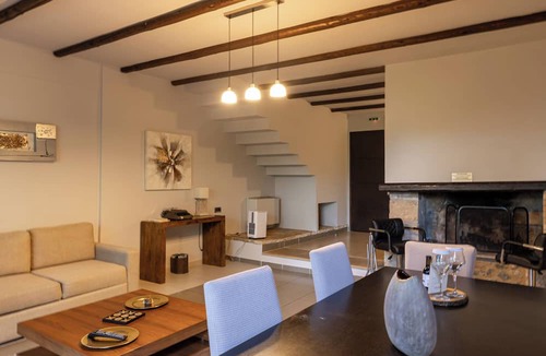 Mesaia Trikala Apartment | Vathyskia Guesthouse