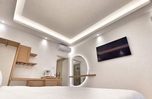 Vissa House | DelMar Suites Syros