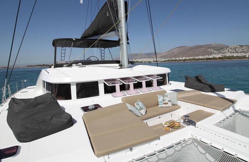 Alimos Boat Rental | Sun-Kissed Sailing Adventure in Islas Sarónicas