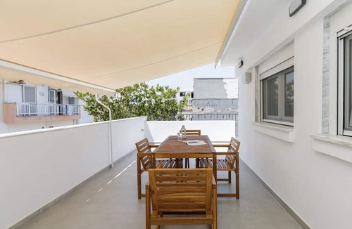 Perea Apartment | Glow Apartments