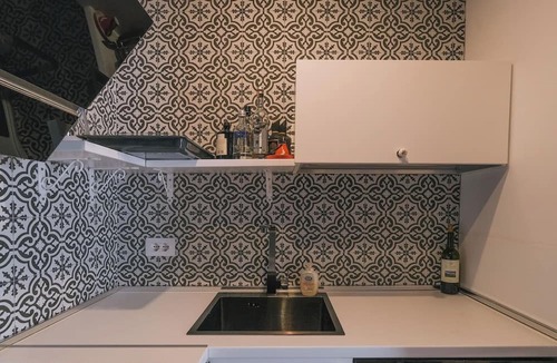 Tirana Apartment | Tirana Skyline | 5BR Near Air Albania Stadium by PikHost