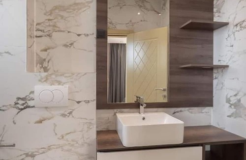 Dobra Voda House | Double Room with Sea View and Balcony (201)