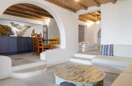 Plintri Villa | Nama Villas
