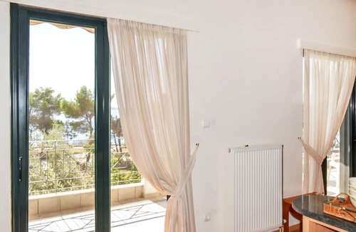 Karystos Villa | Homerez - Charming Villa with Sea View in Karistos