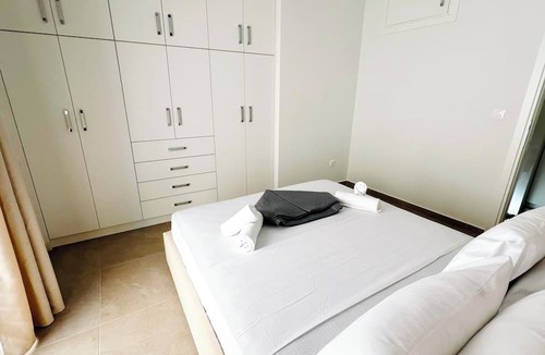 Kerameikos Apartment | Fifth Sense in Athens by ΜΡS