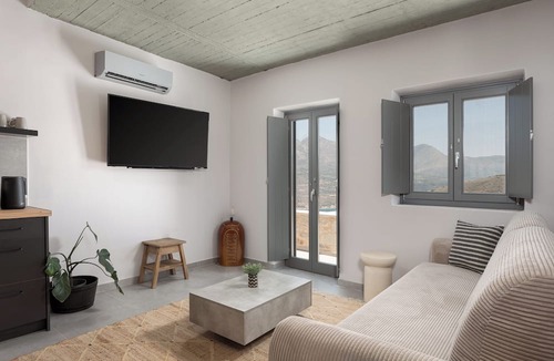 Areopoli Villa | The One Limeni