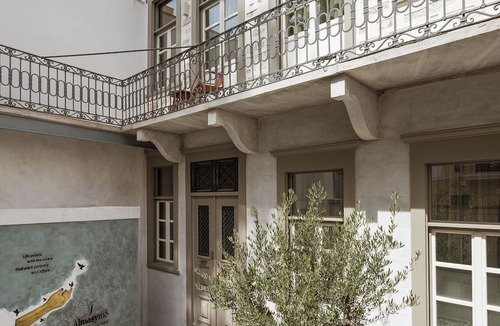 Ermoupoli Apartment | Alma Syros