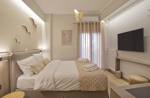 Kinosargous Apartment | Althea Luxury Apt City View, Walk to Acropolis