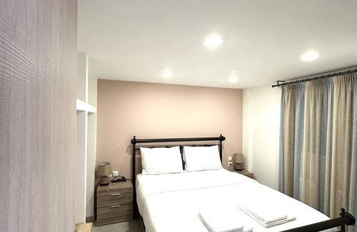 Palaio Faliro Apartment | Tide & Tonic: stylish 2bd apartment, Paleo Faliro