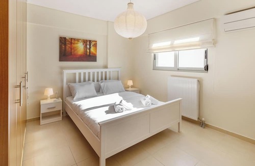 Kallithea Apartment | Urban Oasis with Acropolis Views by GHH