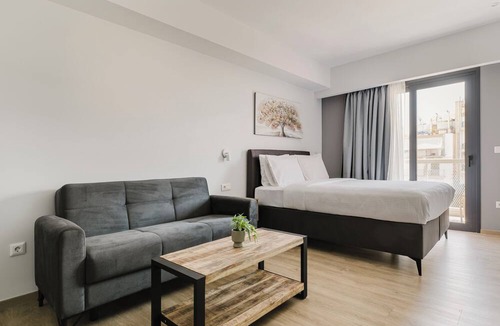 Dafni-Ymittos Apartment | B48 Athens Dafni