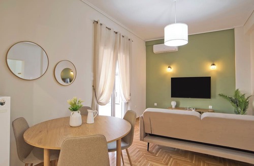 Neos Kosmos Apartment | Kary's Acropolis View Luxury 2BR, 2 BA, Jacuzzi