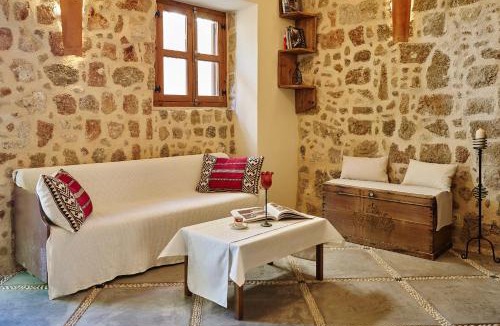 Rhodes Old Town Apartment | Helios Garden Boutique Apartments