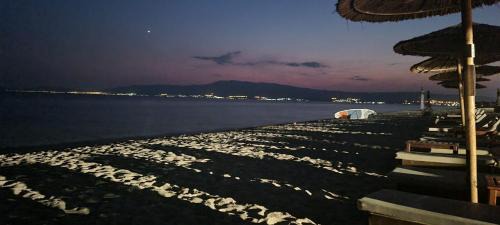 Paralia Ofryniou Apartment | Crystal Sea Myrto Apartment