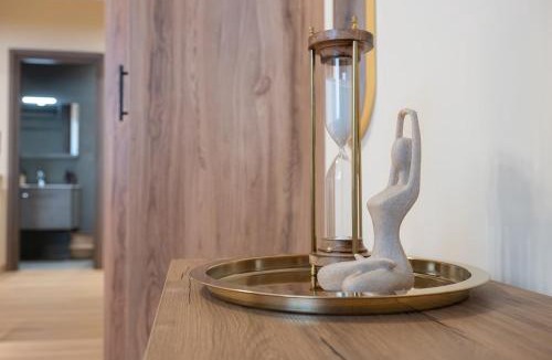 Papagou-Holargos Apartment | Elysian Ariadne