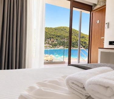 Panormos Resort | Blue Green Bay