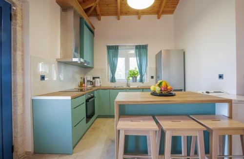 Aipeia Villa | Petra & Thea Chrani Villas