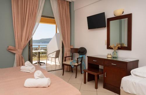 Pylos-Nestoras Apartment | Finiki Plaza