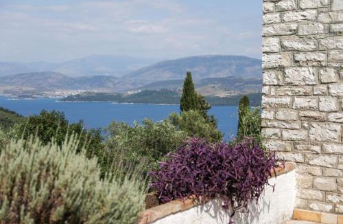 Petaleia House | Sinies Stone Cottage - NE Corfu