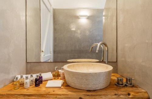 Kato Fellos Apartment | Ow Andros Suite 1,Private Whirlpool