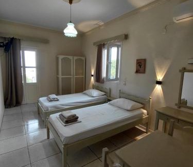 Panormos Apartment | Mary Popi