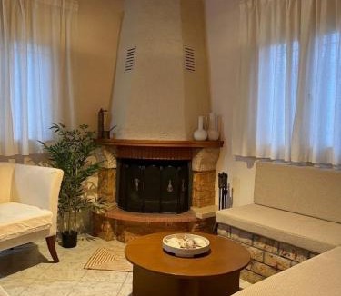 Nea Iraklia House | Villa Next to the Beach Chalkidiki Kalikrateia