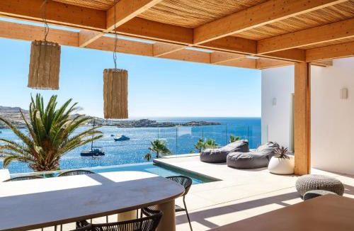 Psarou Villa | Villa Lilium III - Panoramic View over Psarou Bay!