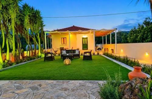Marathokampos House | Ostria Beach House