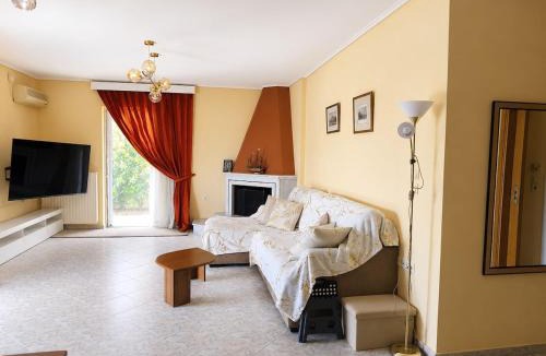 Chalandri Apartment | Apartment with private garden - Chalandri, Athens