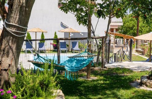 Tragilos Villa | Vila Petro