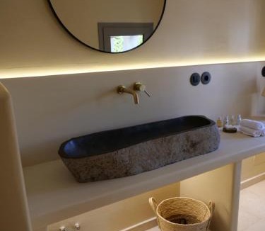 Eresos-Antissa House | Eressoinos House - only 150 meters from the beach