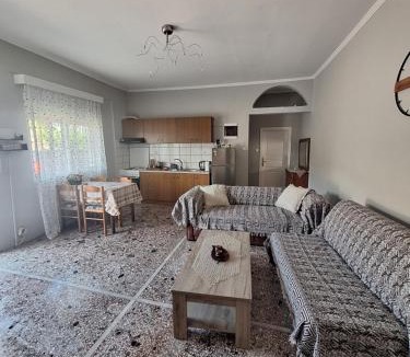 Avdira House | Eva's house
