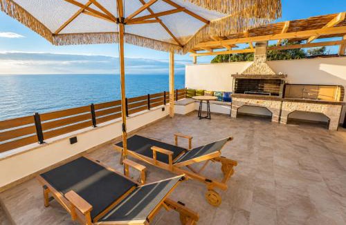 Megalos Prinos Apartment | Navis Luxury