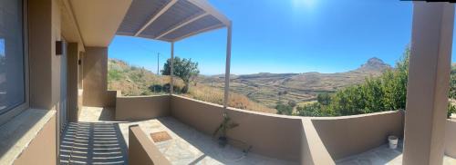 Tinos Apartment | Karya View 2