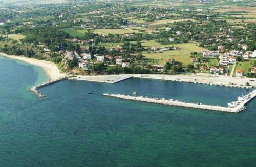 Thermaikos Apartment | CALLAS bungalow by the sea in COCOland